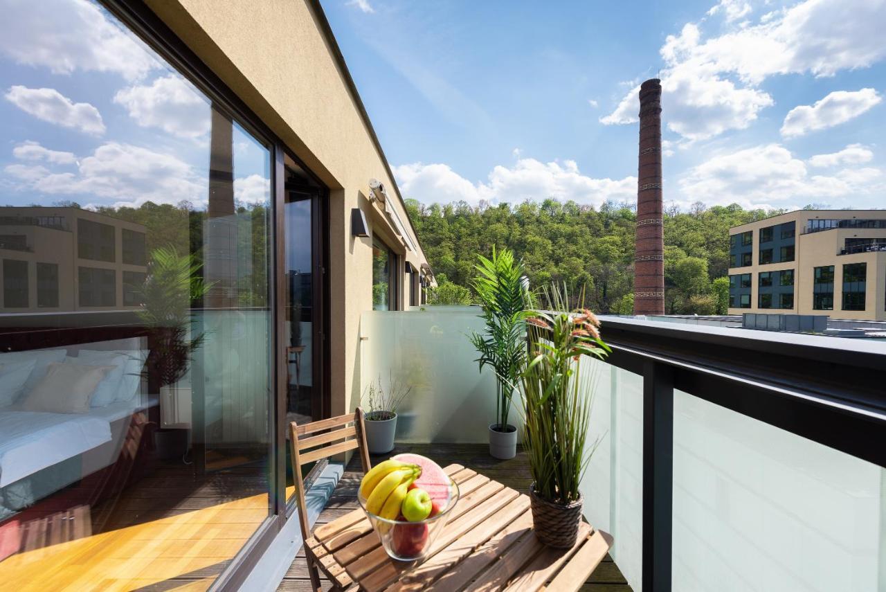 Apartment With 4 Bedrooms Prague Exterior photo
