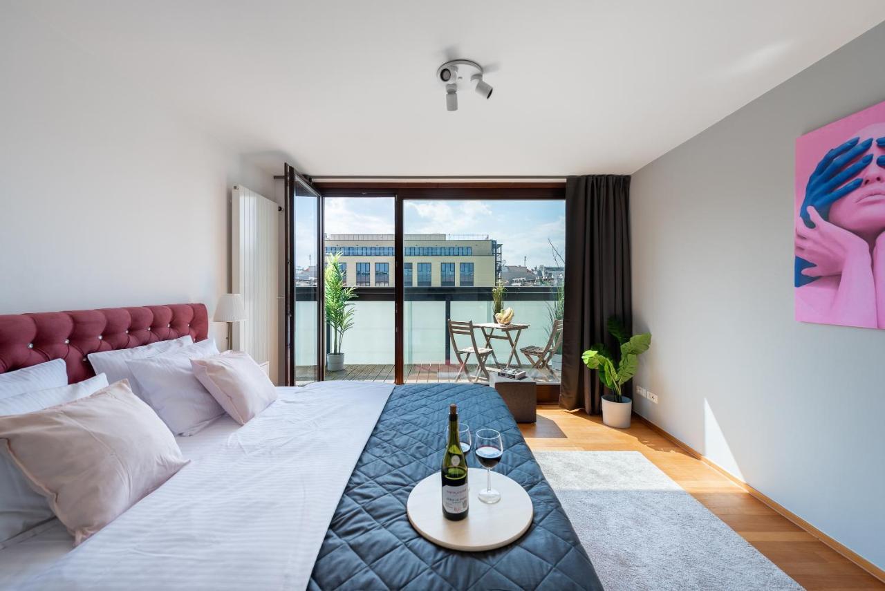 Apartment With 4 Bedrooms Prague Exterior photo