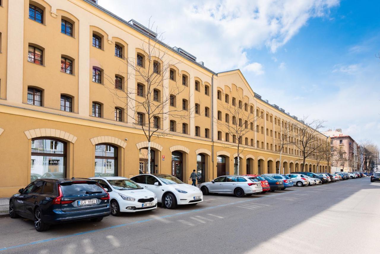Apartment With 4 Bedrooms Prague Exterior photo